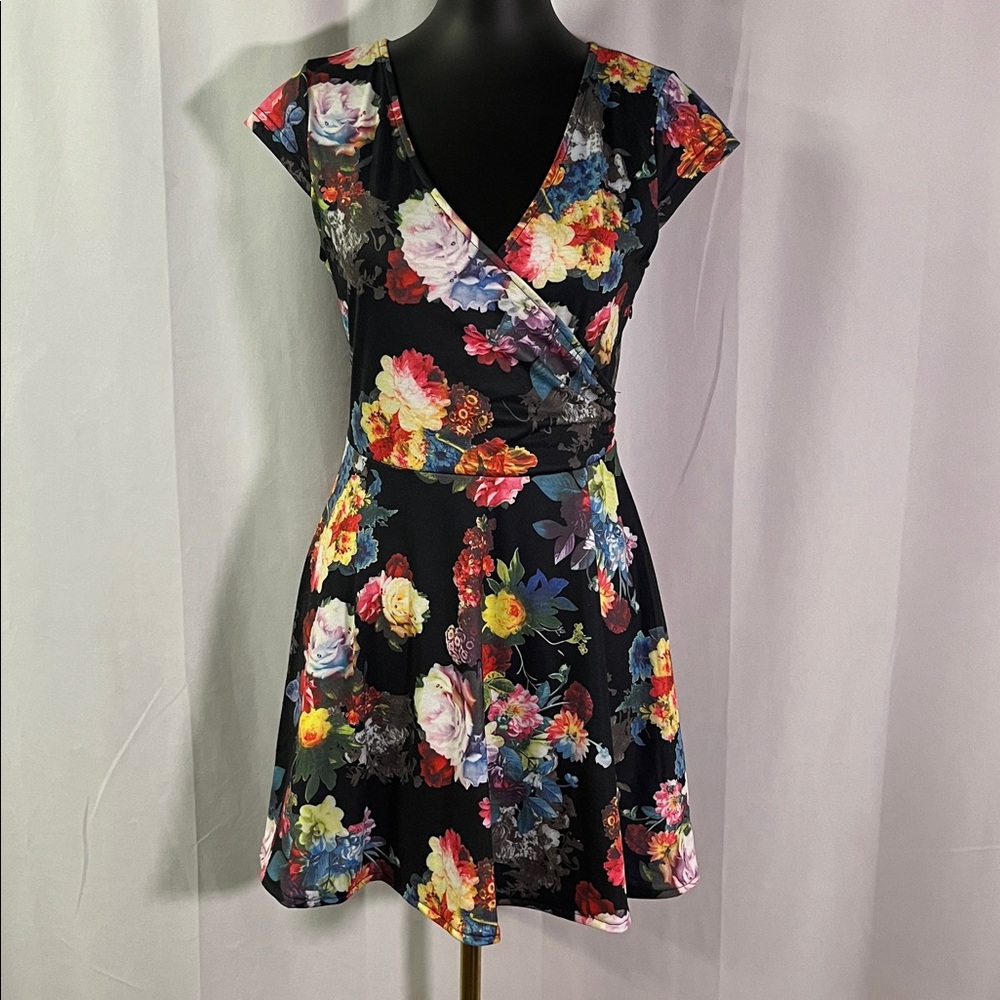 NWT Oxiuly Fashion Multicolor Floral Print Short Sleeve Faux Wrap Mini Dress